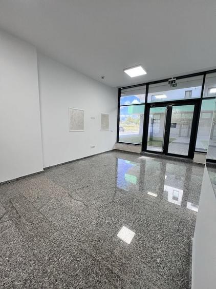 Spațiu comercial, de 54 mp, în Calea Moldovei