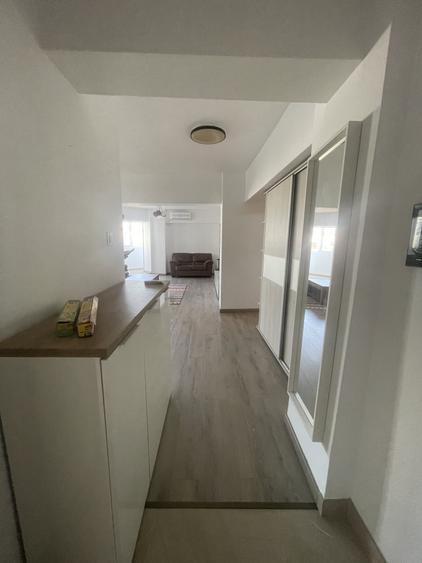 Apartament cu 3 camere decomandat, mobilat în Ultracentral