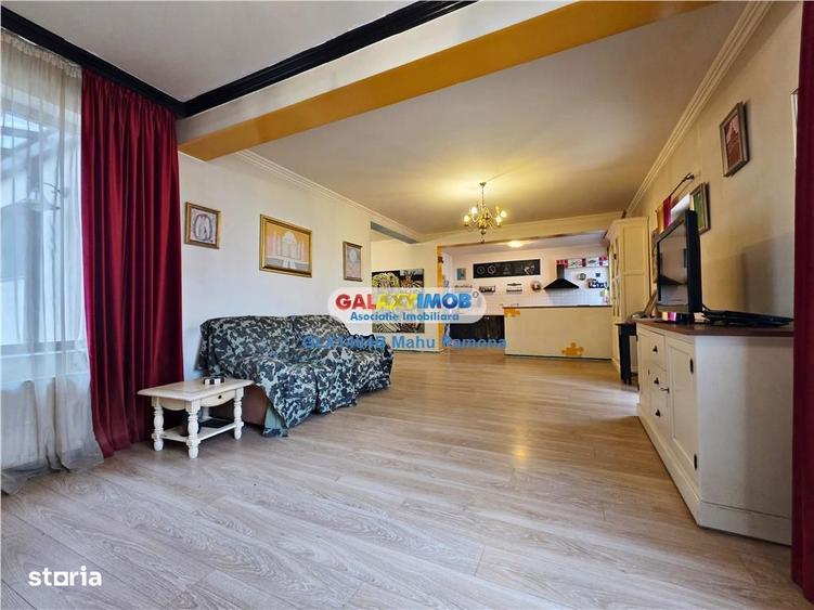 Casă cu 6 camere cu Teren 276 Mp în Prelungirea Ghencea