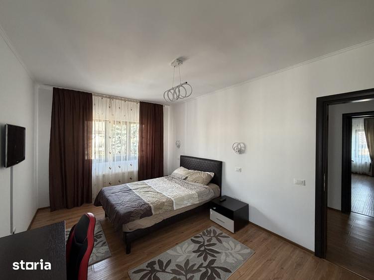 Casă cu 5 camere cu Teren 355 Mp în Central