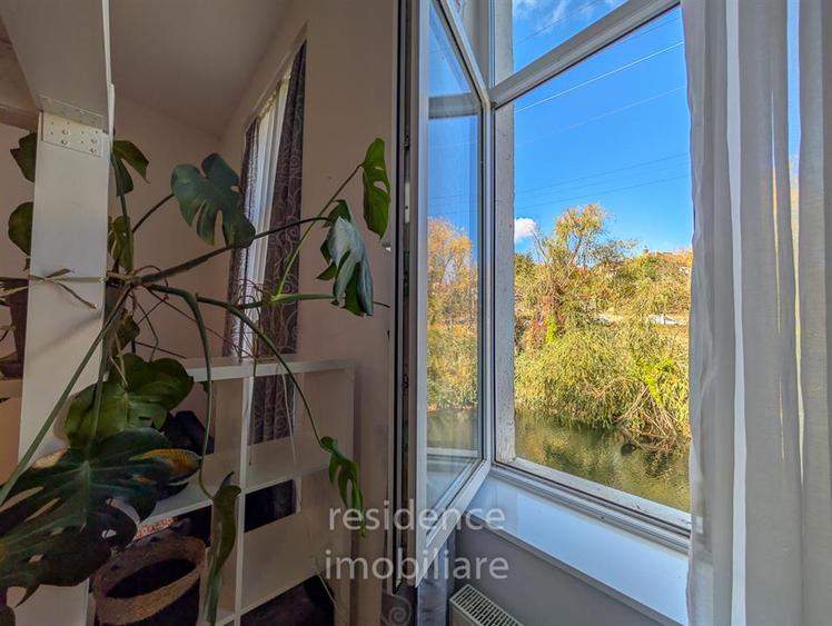 Apartament cu 2 camere decomandat în Ultracentral