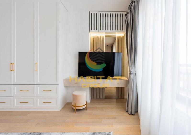 Apartament cu 3 camere semidecomandat, mobilat în Tineretului