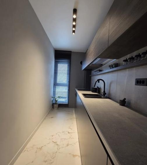Apartament cu 2 camere decomandat, mobilat în Berceni