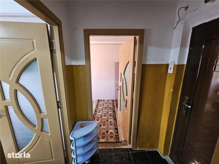 Garsonieră decomandată în Calea Caransebeșului