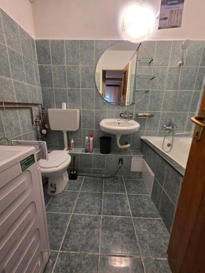 Apartament cu 2 camere decomandat în Lacul Tei