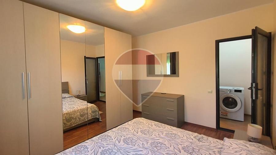 Apartament cu 2 camere decomandat, mobilat în Micro 13