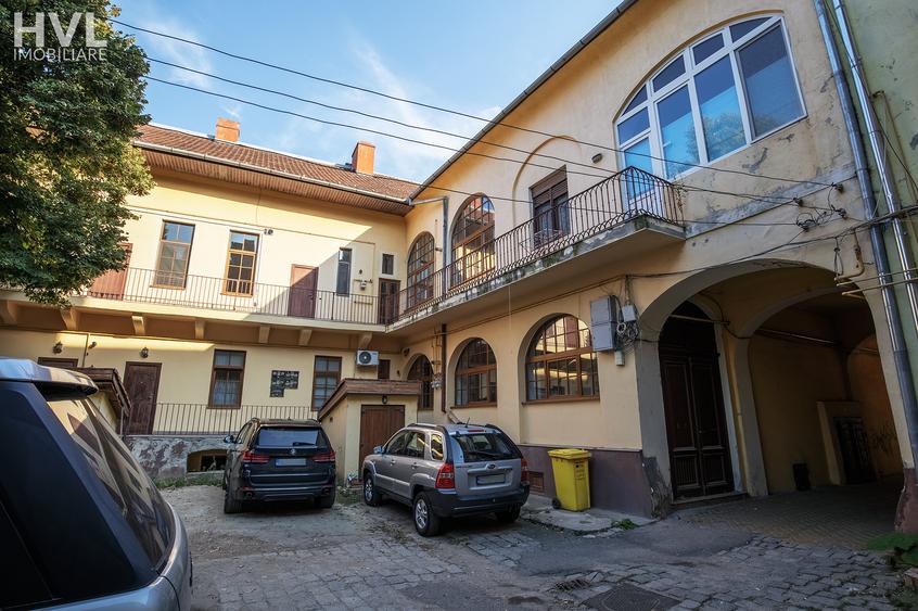 Proprietate specială, de 1,249 mp, în Central