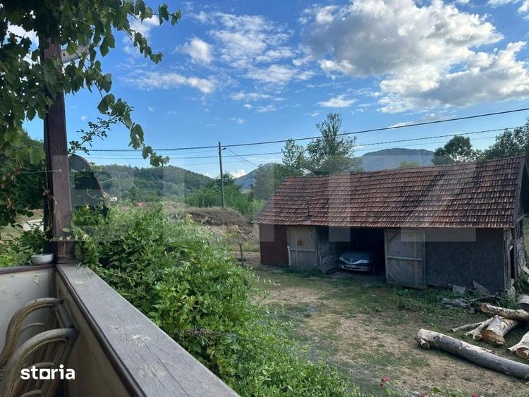 Casă cu 3 camere cu Teren 10900 Mp în Băița