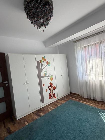 Apartament cu 2 camere semidecomandat în Florești