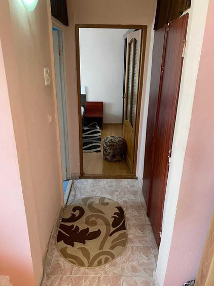Apartament cu 2 camere semidecomandat, mobilat în Freidorf