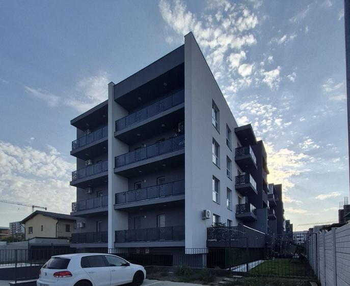 Apartament cu 3 camere decomandat în Theodor Pallady