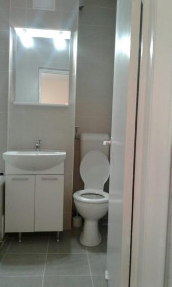 Garsonieră decomandată, mobilată în Central