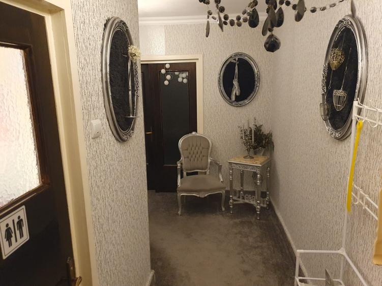 Apartament cu 4 camere decomandat în Unirii