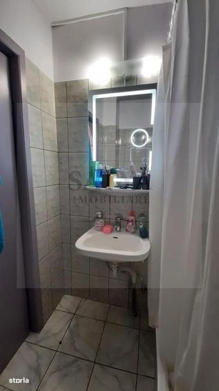 Apartament cu 5 camere în Central