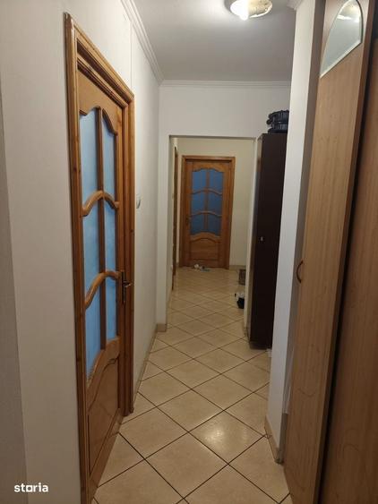 Apartament decomandat 3 camere de vanzare MilitariGorjului 70 mp - 5