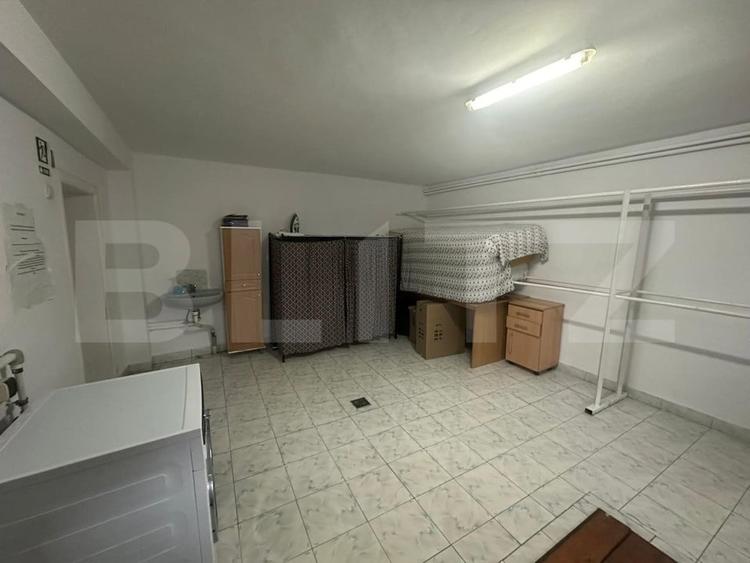 Casă individuală cu 13 camere cu Teren 850 Mp în Bărăbanț