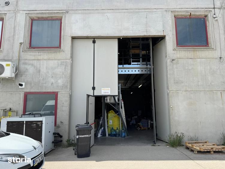 Spațiu comercial, de 738 mp, în Iosia