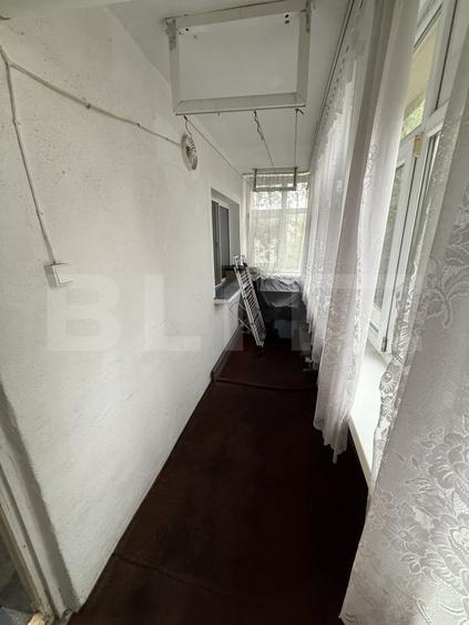 Apartament cu 2 camere decomandat, mobilat în Nicolina