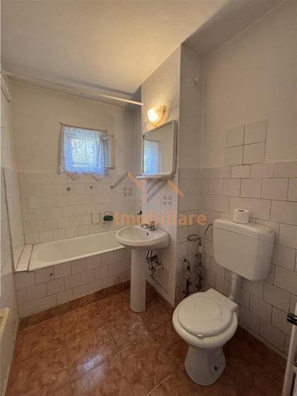 Apartament cu 2 camere decomandat în Rogerius