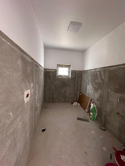 Casă individuală cu 4 camere cu Canalizare în Valu lui Traian
