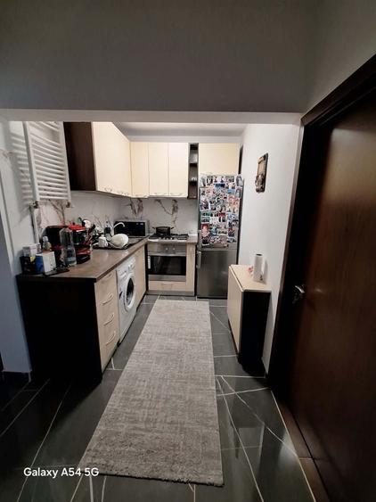 Apartament cu 2 camere decomandat în Popoveni
