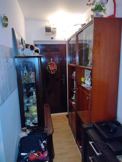Garsonieră semidecomandată în Titan