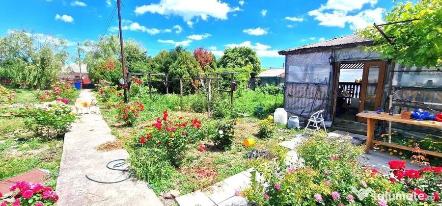 Casă cu 3 camere cu Teren 2100 Mp în Tuzla