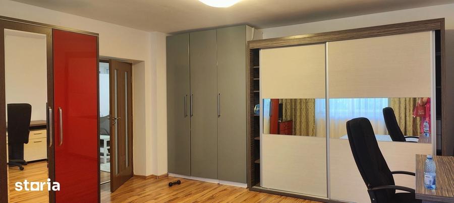 Apartament cu 2 camere decomandat în Andrei Mureșanu