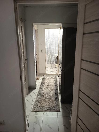Apartament cu 2 camere decomandat în Tei
