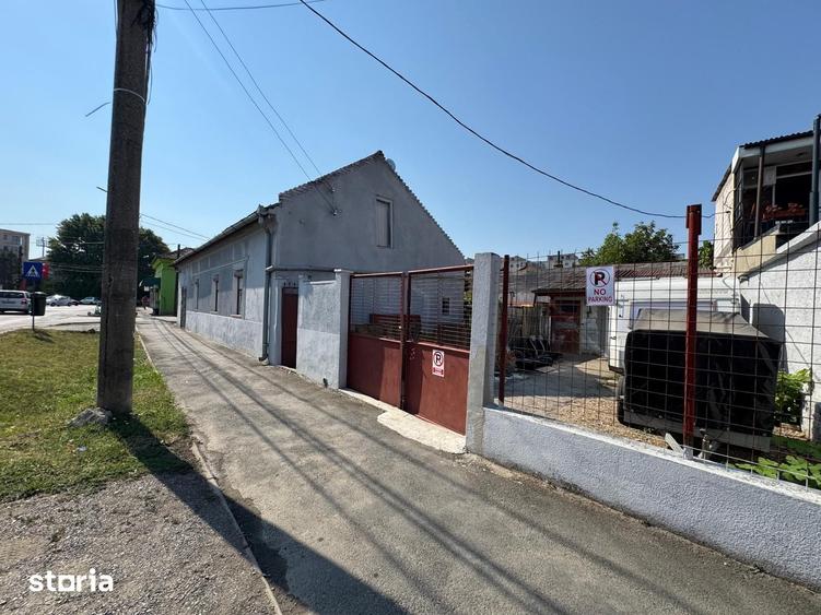 Casă cu 5 camere cu Teren 404 Mp în UTA