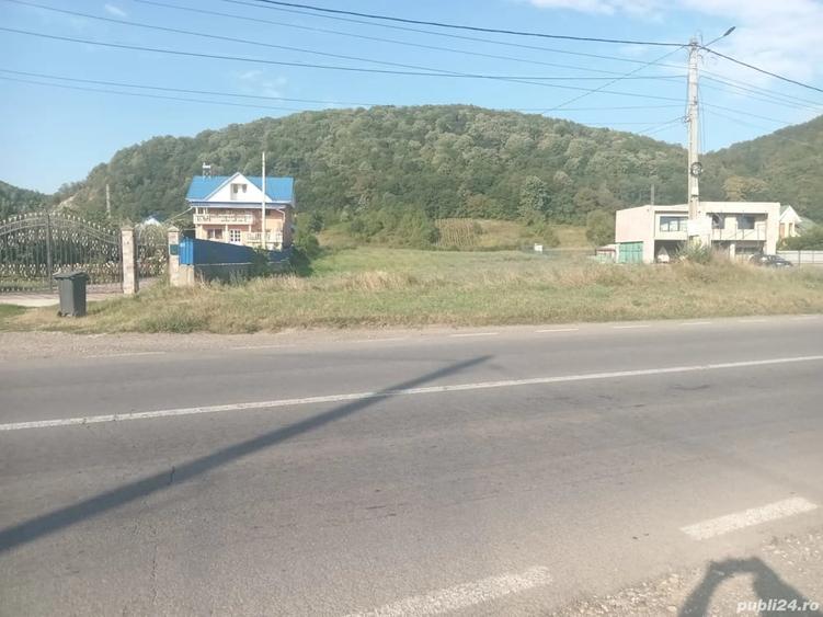 Teren de 3915 mp, în Central