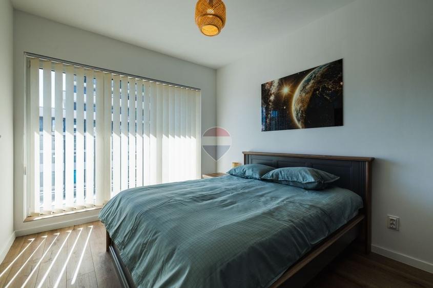 Apartament cu 2 camere decomandat, mobilat în Tractorul