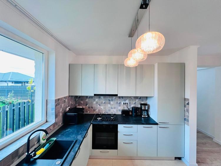 SABARENI- Casa de inchiriat- 950EUR - 5