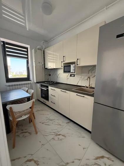 Apartament cu 2 camere decomandat, mobilat în Tomis Nord