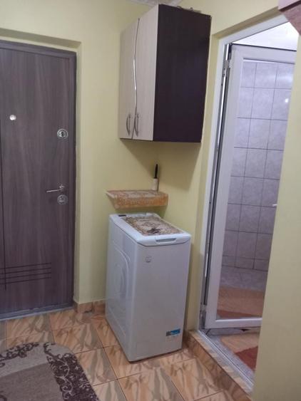 Garsonieră în Sârbi