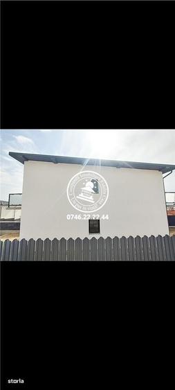 Casă cu 3 camere în Uricani