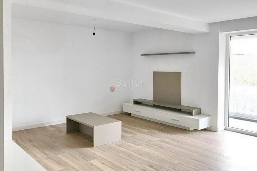 Apartament cu 2 camere decomandat, mobilat în 13 Decembrie