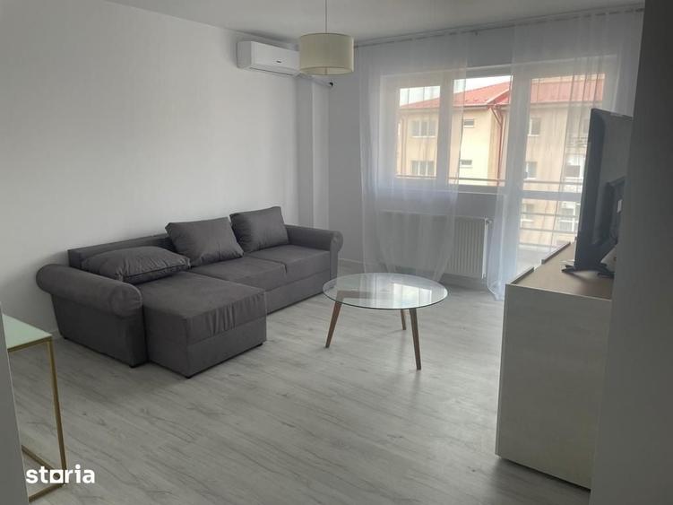Apartament cu 2 camere în Central — fotografia 1