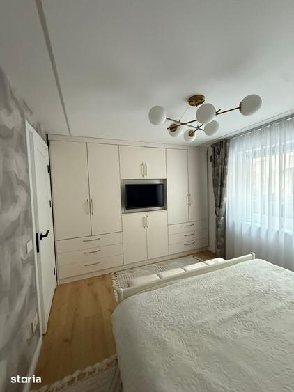 Apartament cu 3 camere decomandat în George Enescu