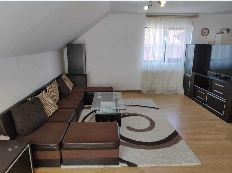 Apartament cu 2 camere decomandat în Dosu Bricii