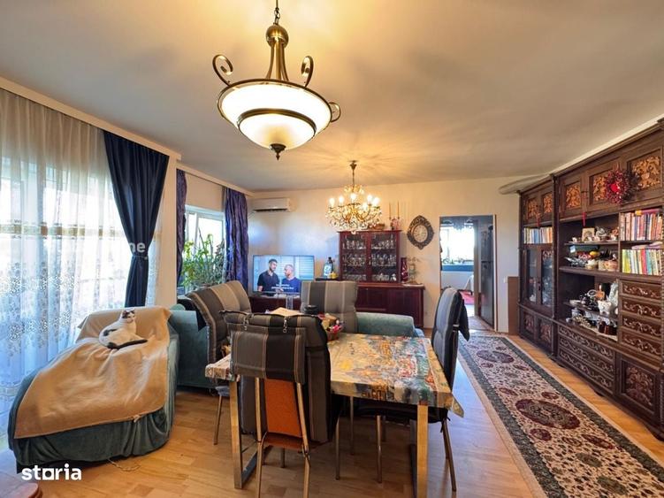 Apartament cu 3 camere semidecomandat în Ostratu