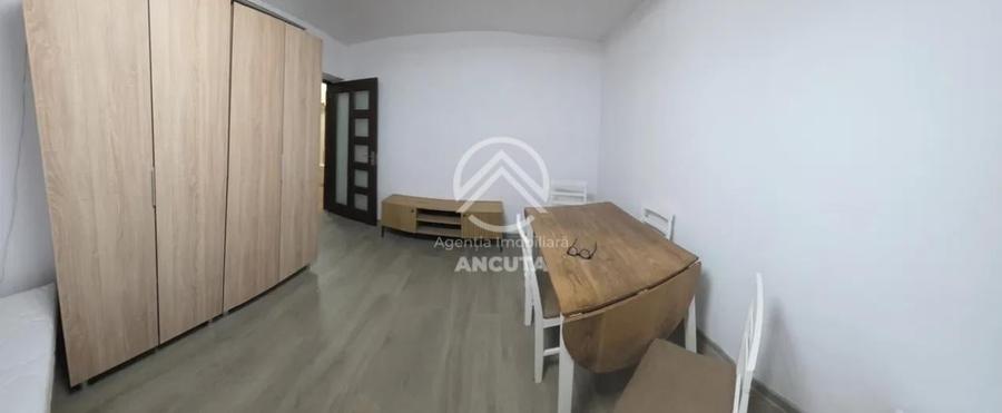 Apartament cu 2 camere decomandat în Gruia