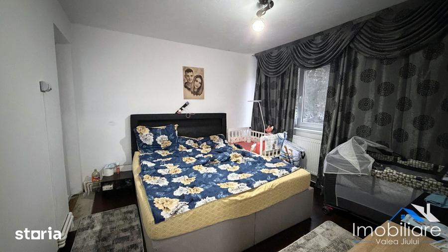 Apartament cu 3 camere în Petros
