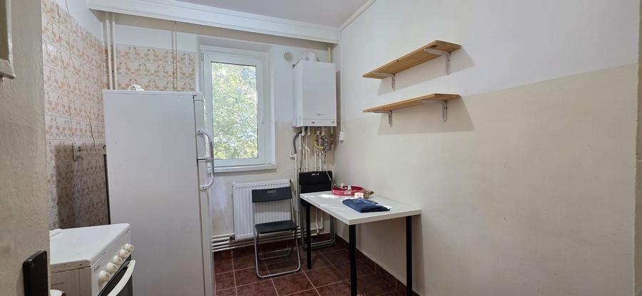 Apartament cu 2 camere semidecomandat, mobilat în Tomis II