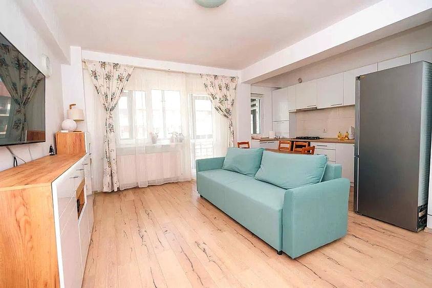 Apartament cu 3 camere decomandat, mobilat în Dobroești