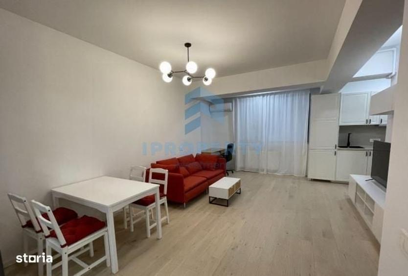 Apartament cu 3 camere decomandat în Herăstrău