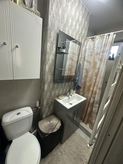 Apartament cu 2 camere decomandat în Micro 19