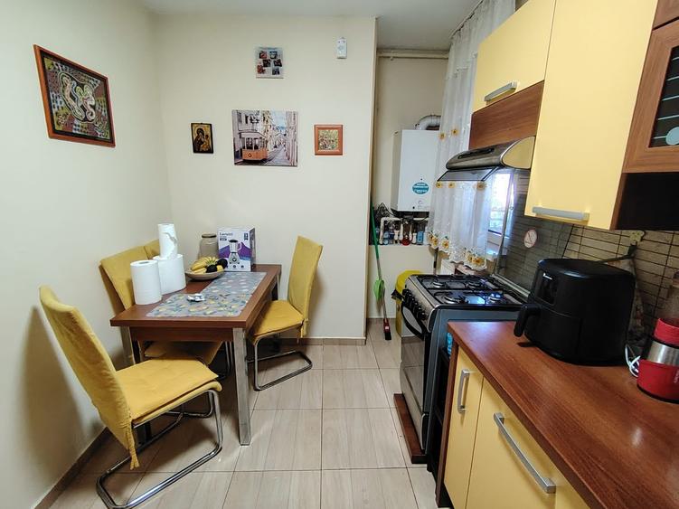 Apartament superb Complex Primavara cu loc de parcare - 10