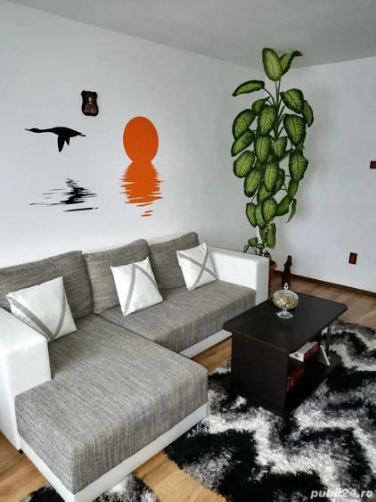 Apartament cu 3 camere decomandat în Pucioasa