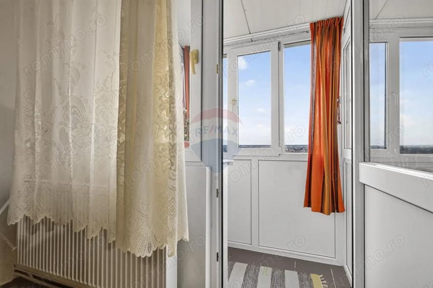 Apartament cu 3 camere semidecomandat în Fortuna
